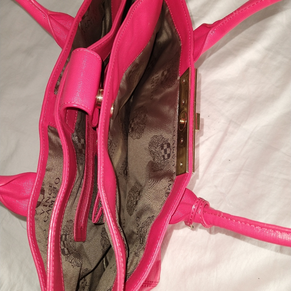 Vince Camuto - Picture 12 of 12
